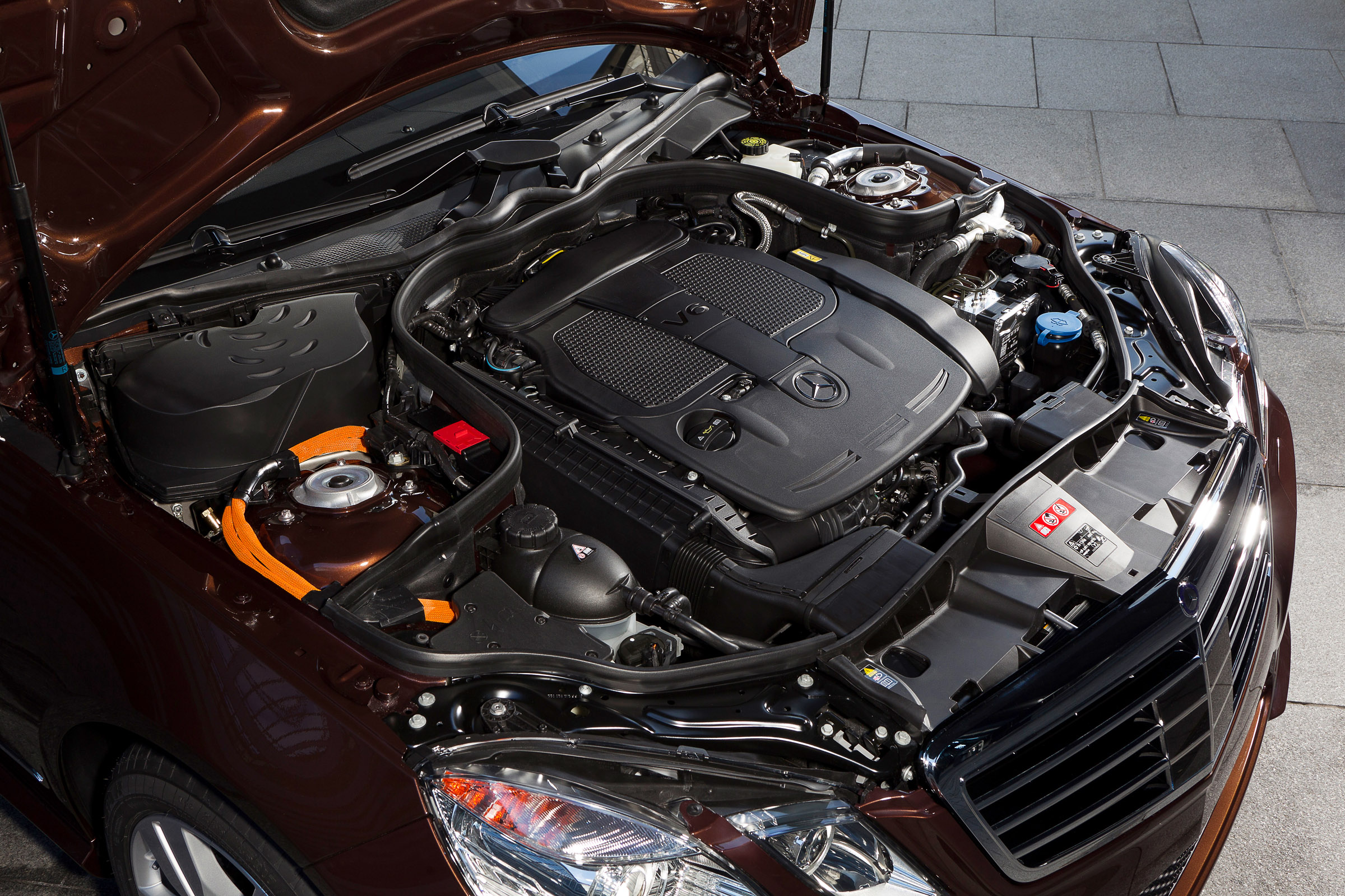 Mercedes-Benz E 300 BlueTEC HYBRID