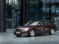 Mercedes-Benz E 300 BlueTEC HYBRID (2012)