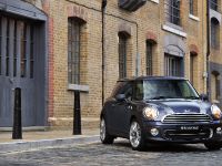 MINI Cooper Avenue (2012)