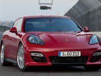 Porsche Panamera GTS (2012)