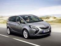 Vauxhall Zafira Tourer (2012) - picture 2 of 6