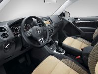 Volkswagen Tiguan (2012) - picture 4 of 6