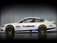 Ford Fusion NASCAR Sprint Cup Car (2013) - picture 2 of 4