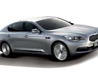 Kia K9 Luxury Saloon (2013)