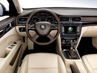 Skoda Superb (2013) - picture 5 of 50
