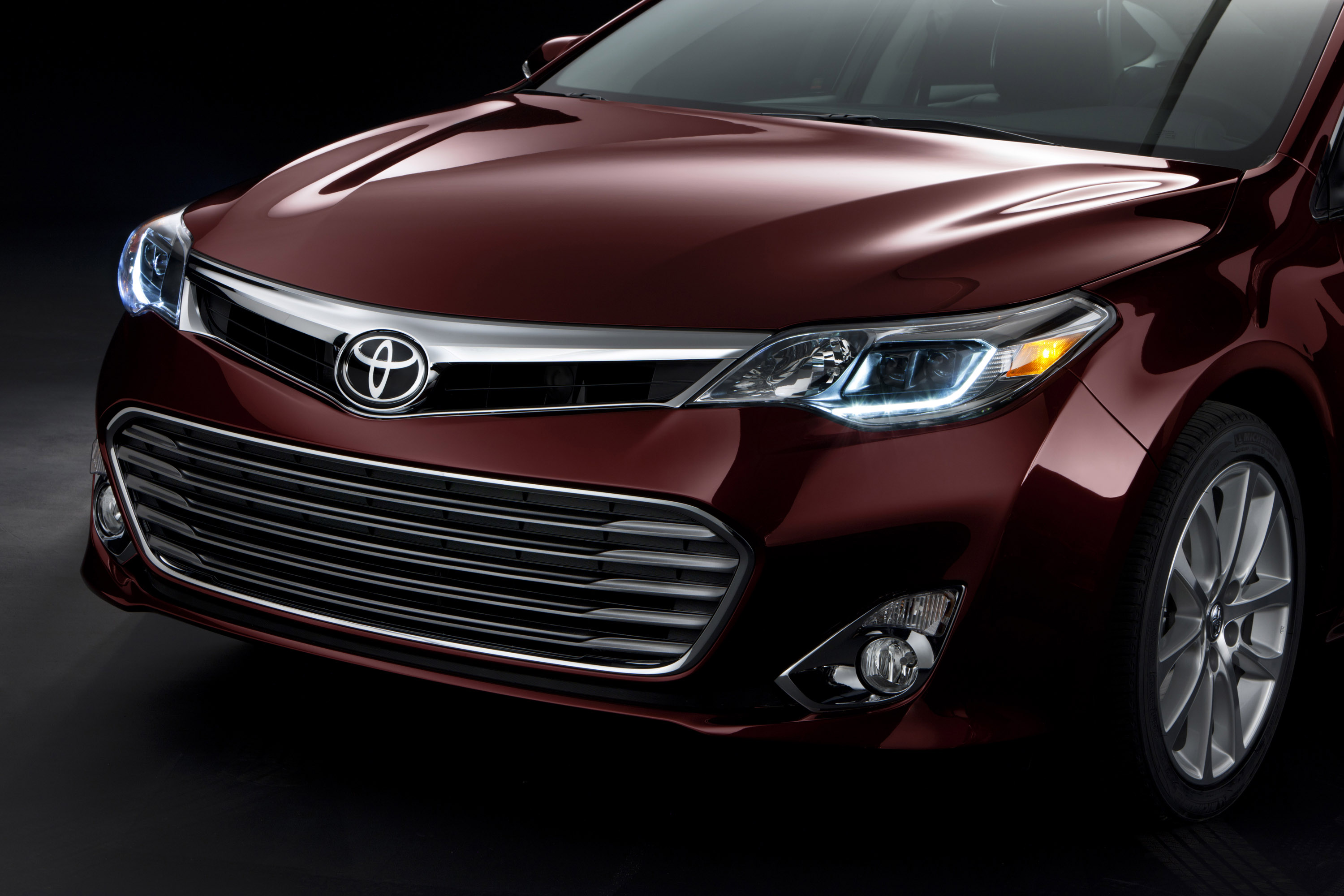 Toyota Avalon Sedan