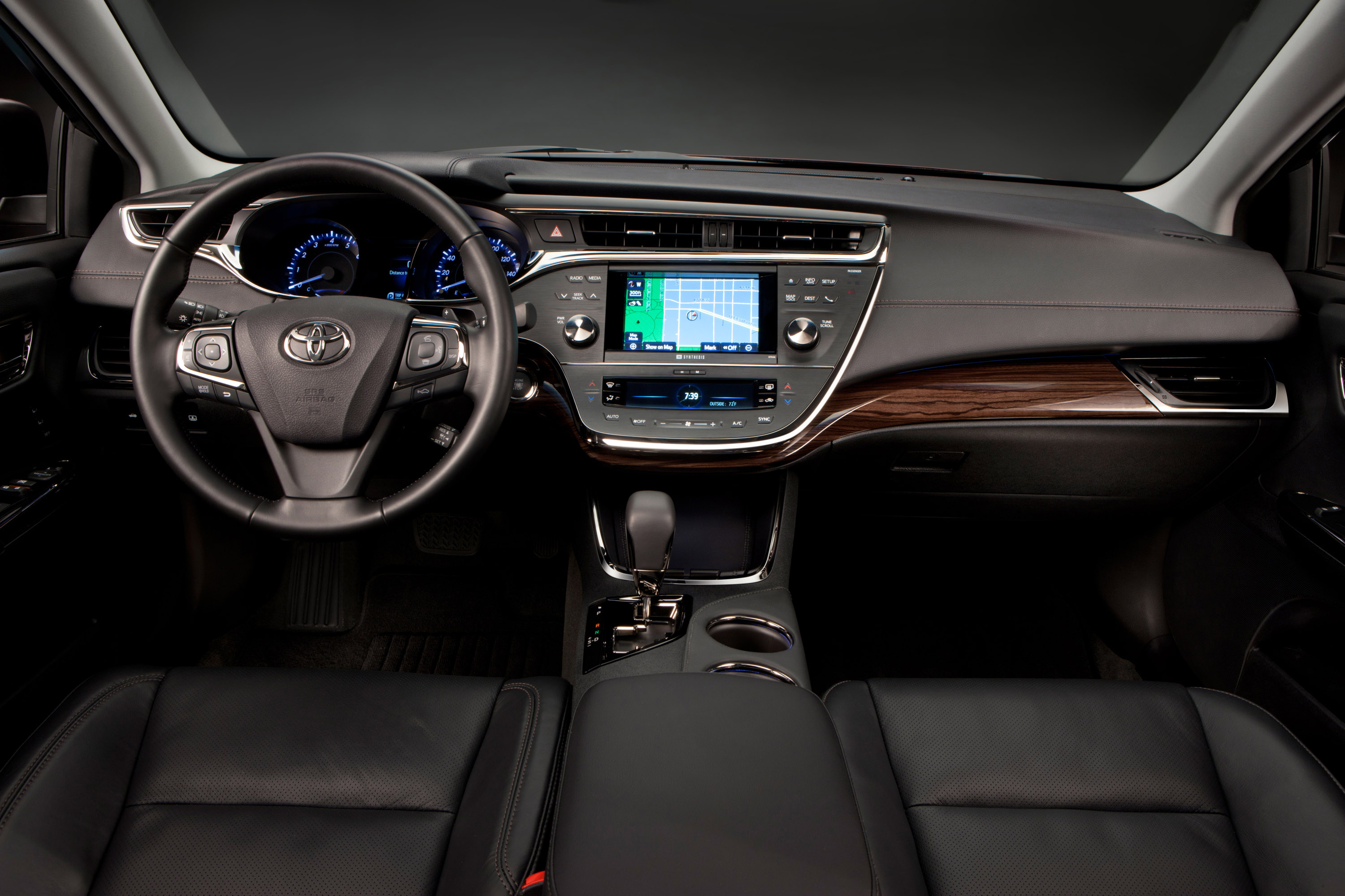 Toyota Avalon Sedan