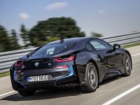 BMW i8 (2014) - picture 8 of 33