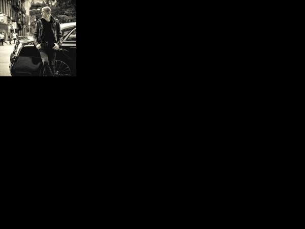 Chrysler 300C John Varvatos Limited Edition (2014) - picture 25 of 25