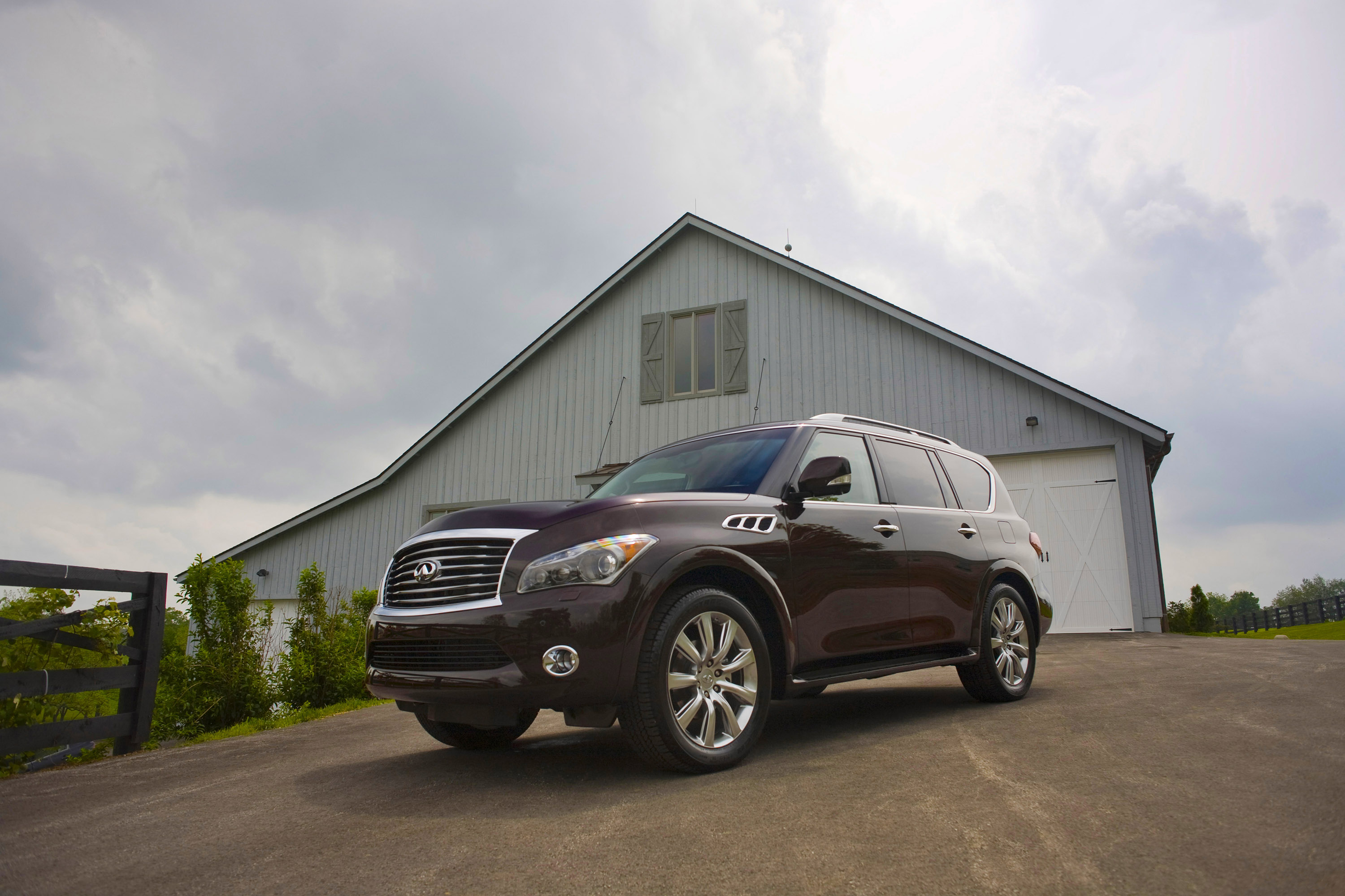 Infiniti QX80 and QX50