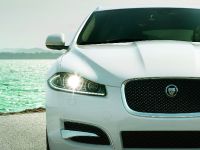 Jaguar XF 2.2 ECO Diesel (2014) - picture 2 of 2