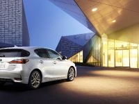 Lexus CT200h (2014)