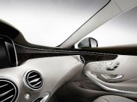 Mercedes-Benz S-Class Coupe AMG Line (2014) - picture 5 of 7
