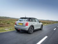MINI Cooper D 5-Door Hatchback (2014) - picture 2 of 27