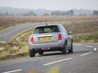 MINI Cooper D 5-Door Hatchback (2014) - picture 5 of 27