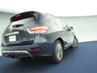 Nissan Pathfinder Hybrid (2014)