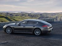 Porsche Panamera S E-Hybrid (2014) - picture 3 of 6
