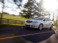 Buick Verano (2015) - picture 4 of 13