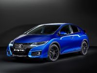 Honda Civic Sport (2015) - picture 1 of 9