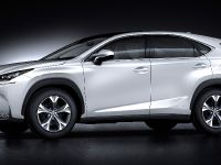 Lexus NX 300h (2015)