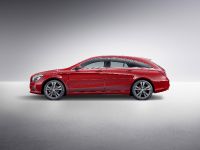Mercedes-Benz CLA45 AMG Shooting Brake (2015)