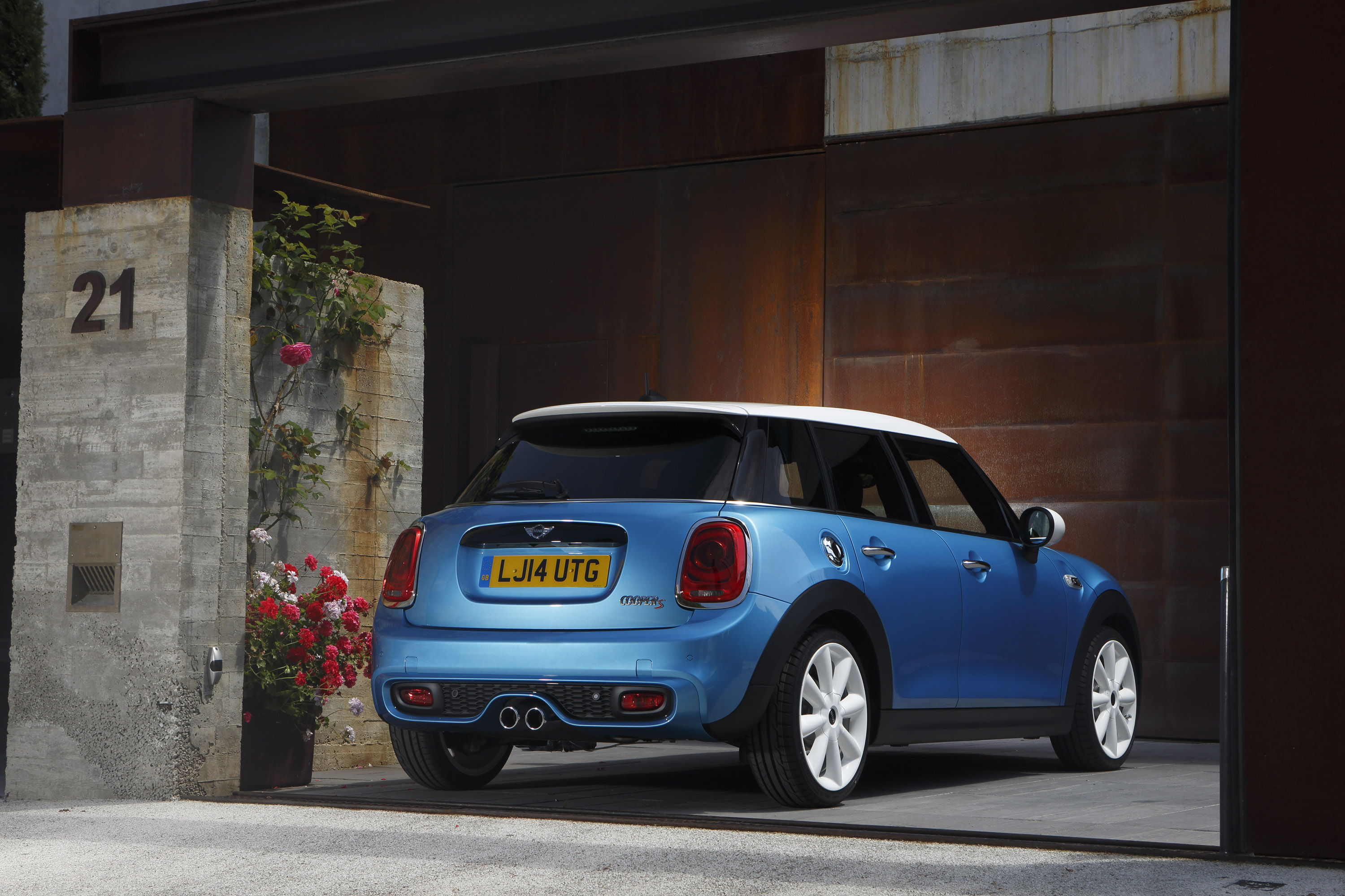 MINI 5-door Hatchback