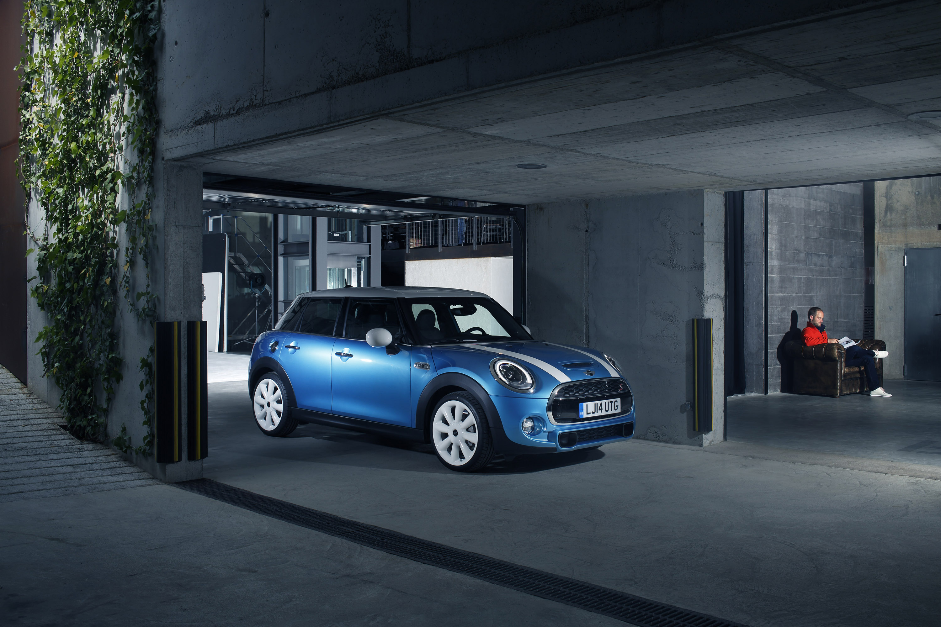 MINI 5-door Hatchback