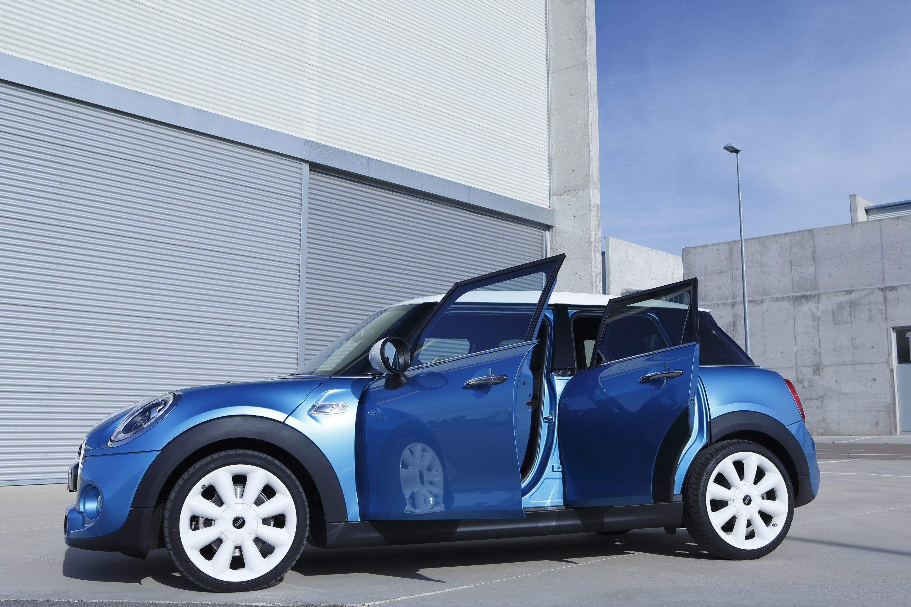 MINI 5-door Hatchback