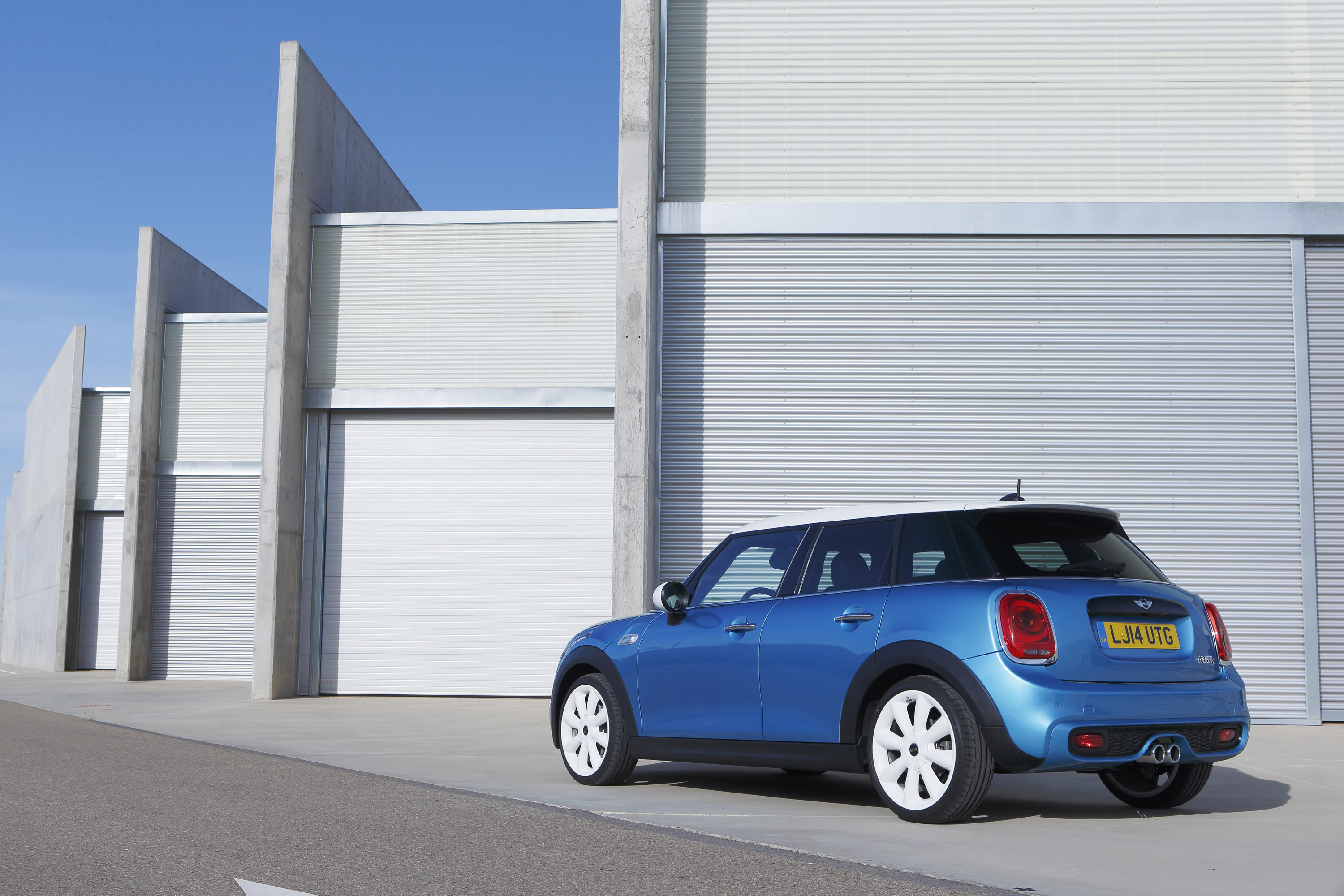 MINI 5-door Hatchback