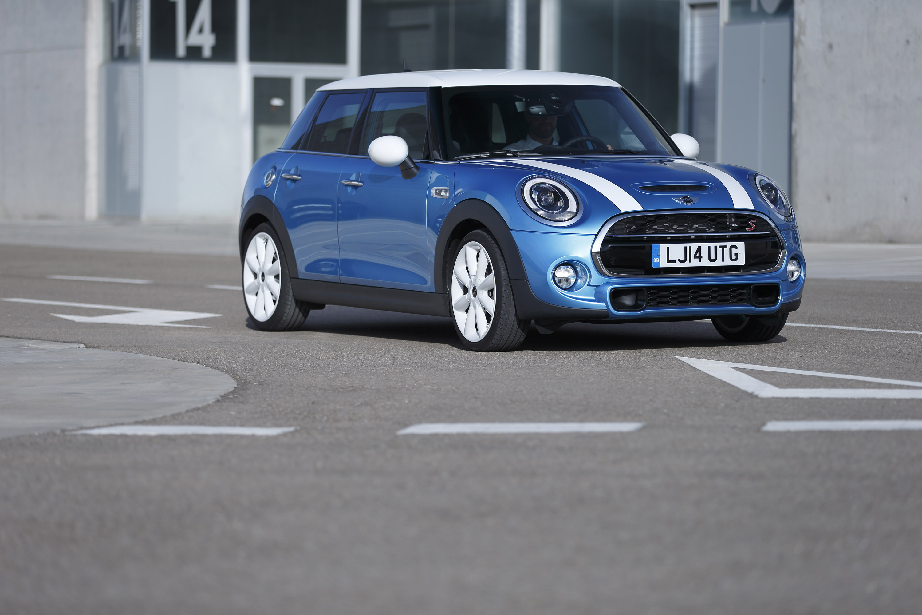 MINI 5-door Hatchback