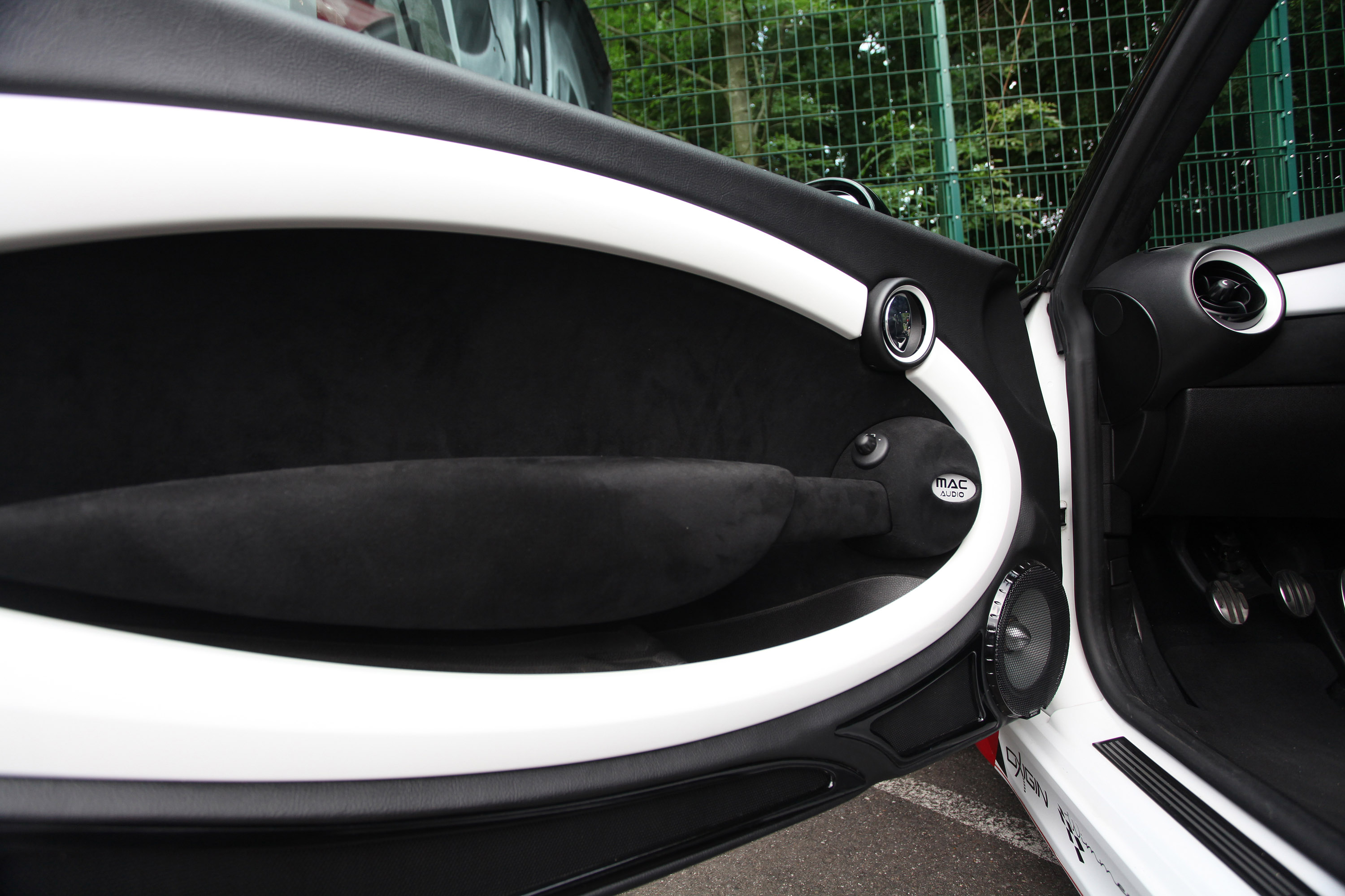 MINI Clubman S with Mac Audio System