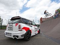 Mini Clubman S with Mac Audio System (2015) - picture 7 of 26
