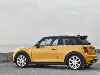 MINI Cooper S (2015) - picture 5 of 14