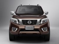Nissan Navara (2015) - picture 5 of 48