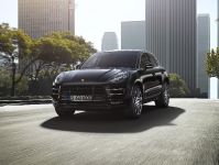 Porsche Macan Turbo (2015) - picture 1 of 6
