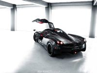 SS Customs Pagani Huayra (2015)