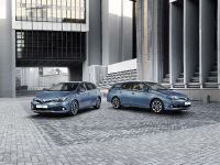 Toyota Auris facelift (2015) - picture 2 of 3