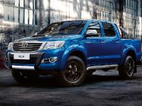 Toyota Hilux Invincible X (2015)