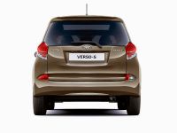 Toyota Verso-S MPV (2015)