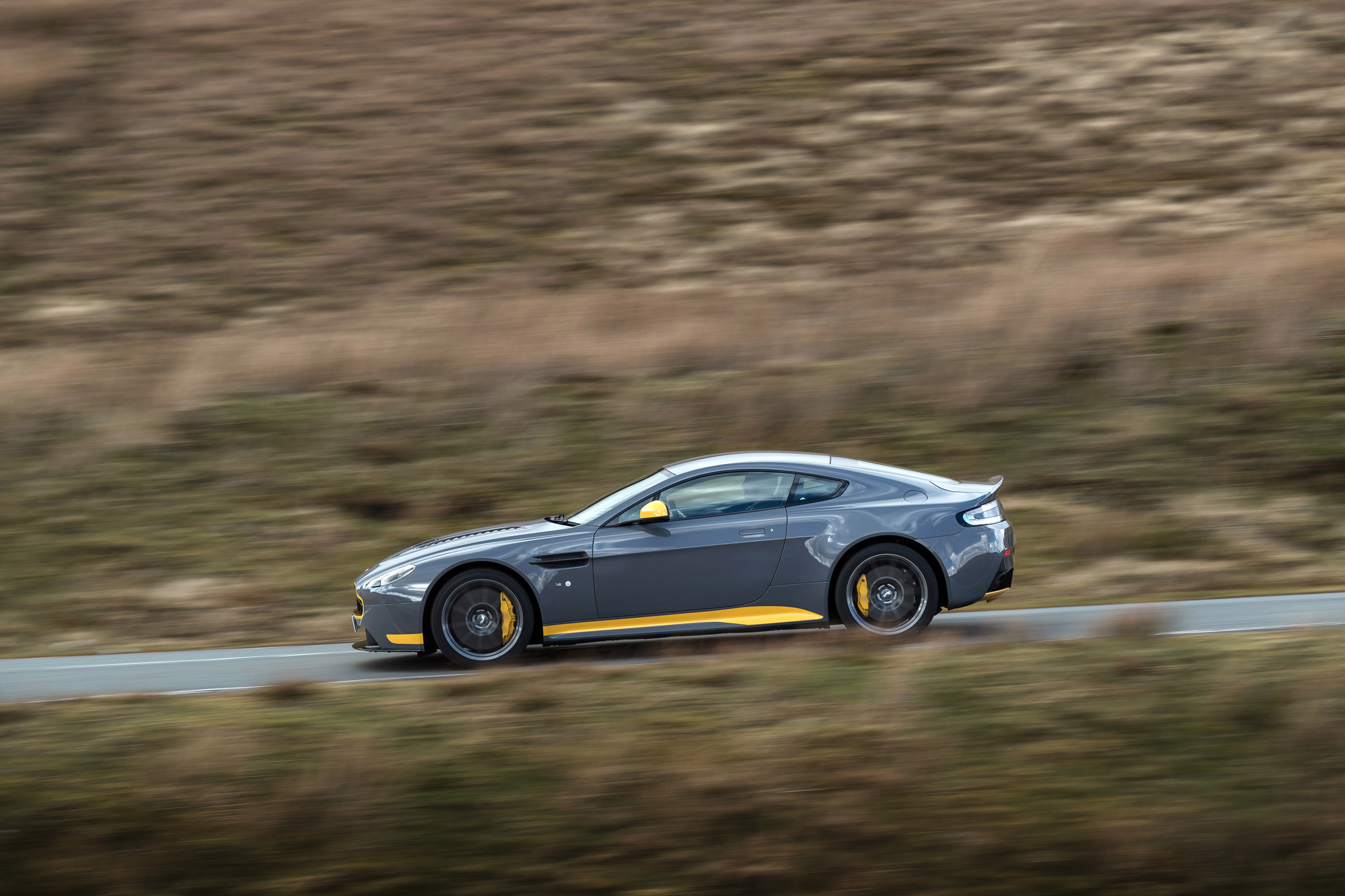 Aston Martin Vantage S With Manual Gearbox