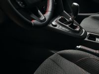 Ford Focus Red and Black Editions (2016) - picture 4 of 7