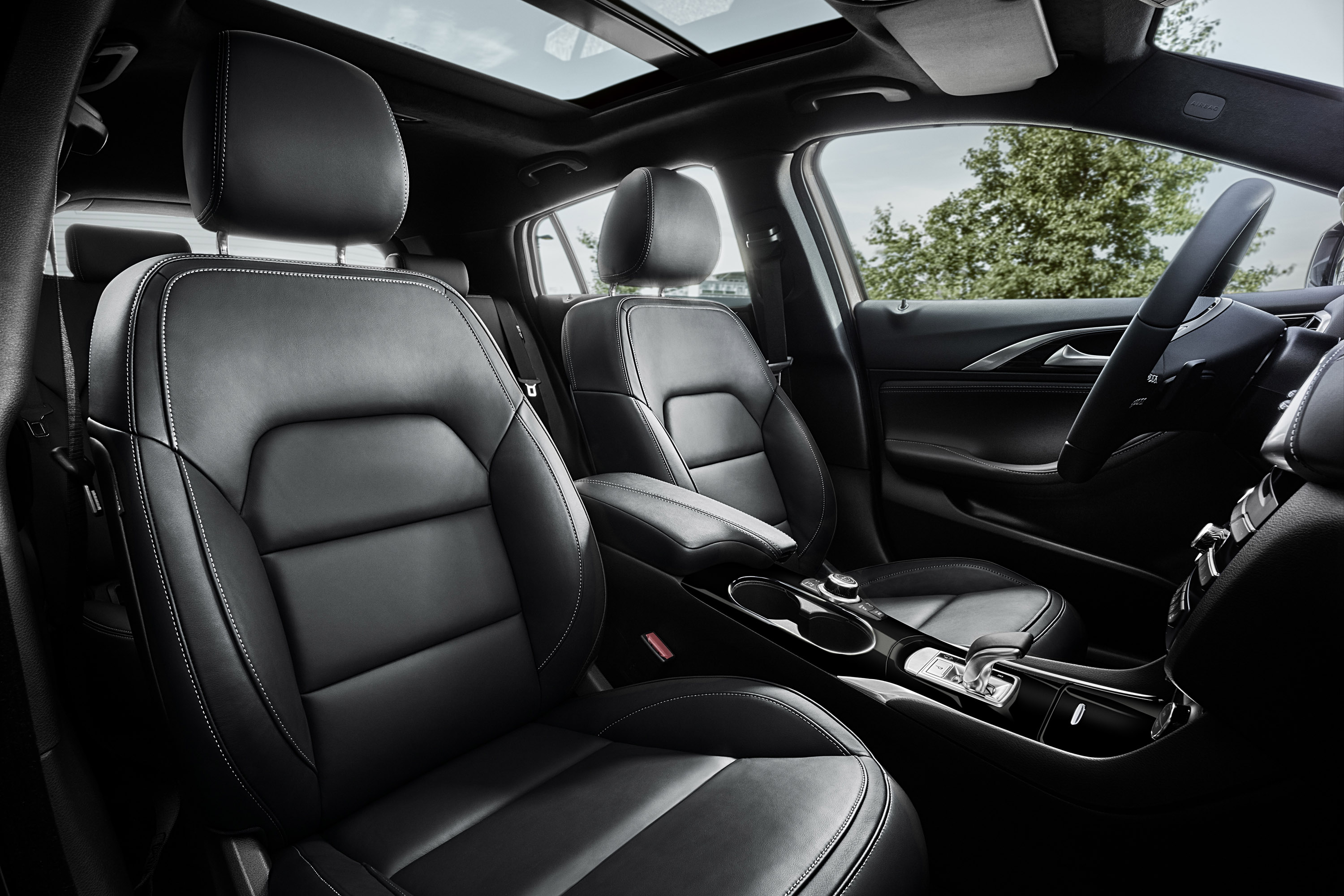 Infiniti Q30 Active Compact