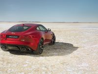 Jaguar F-TYPE R Coupe Instinctive All-Wheel-Drive (2016)