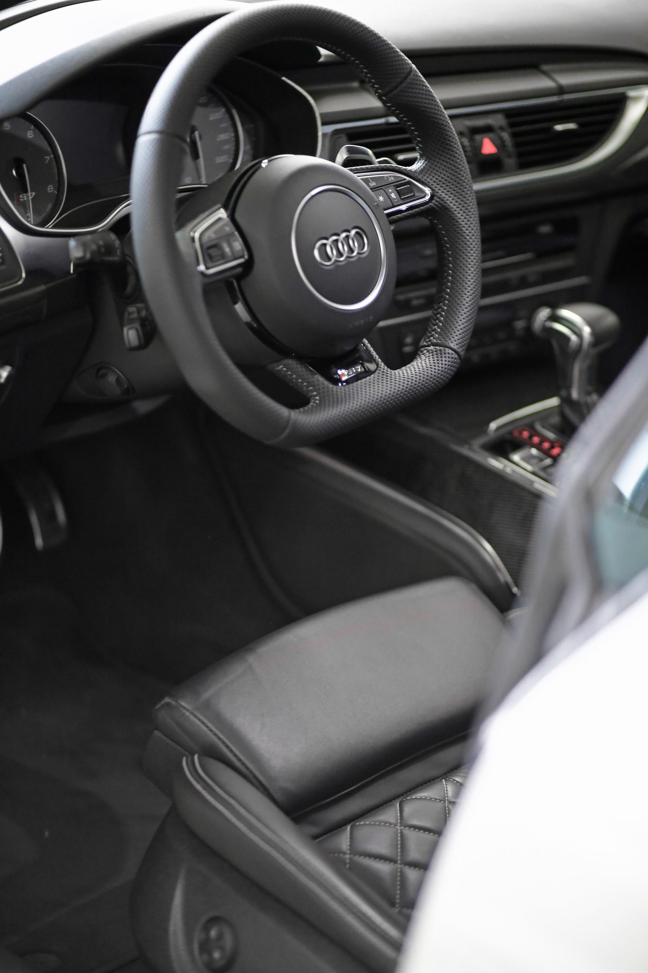 Audi M&amp;D Exclusive Cardesign Studio Audi RS7