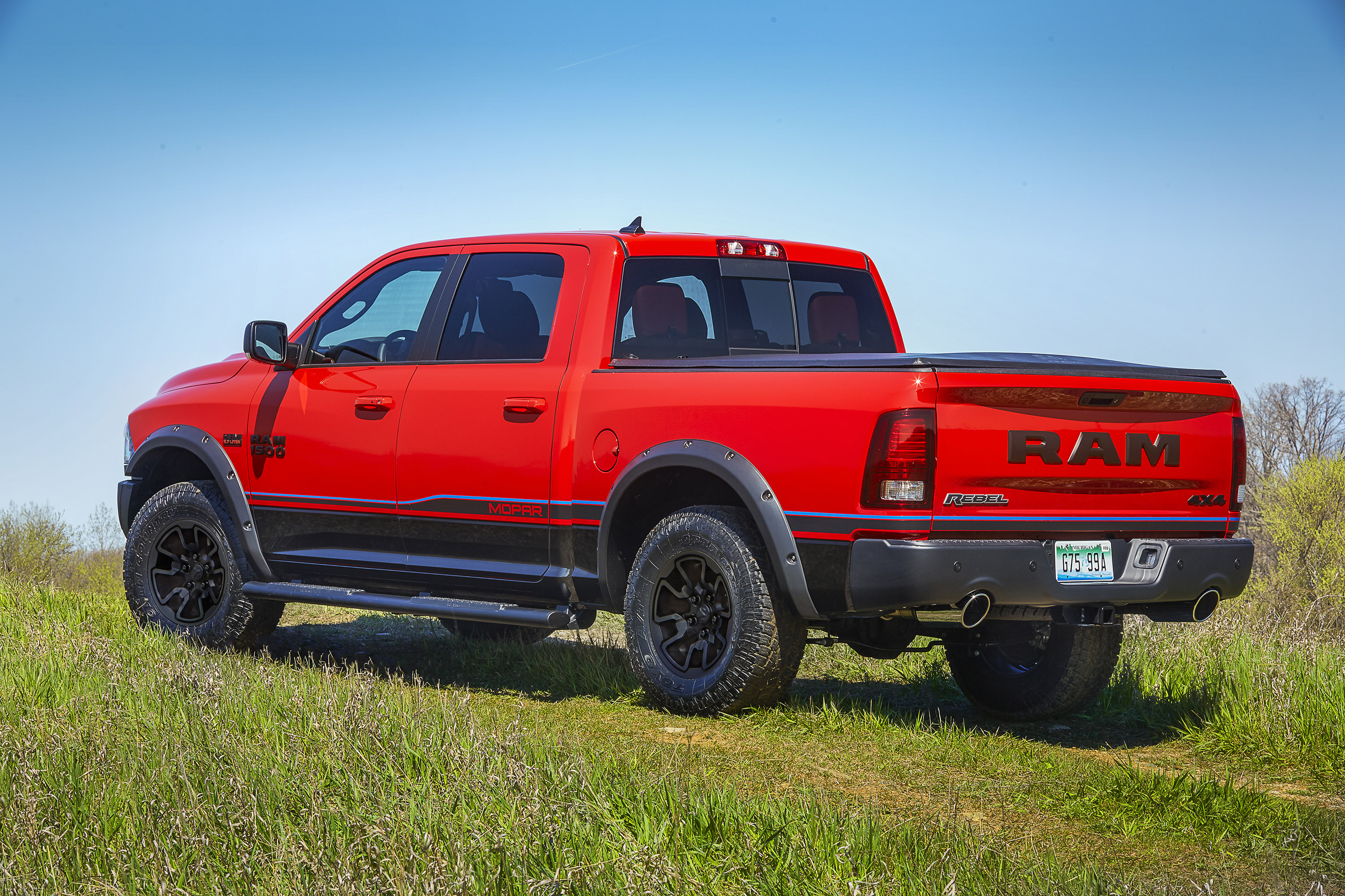 Others Mopar'16 Ram Rebel