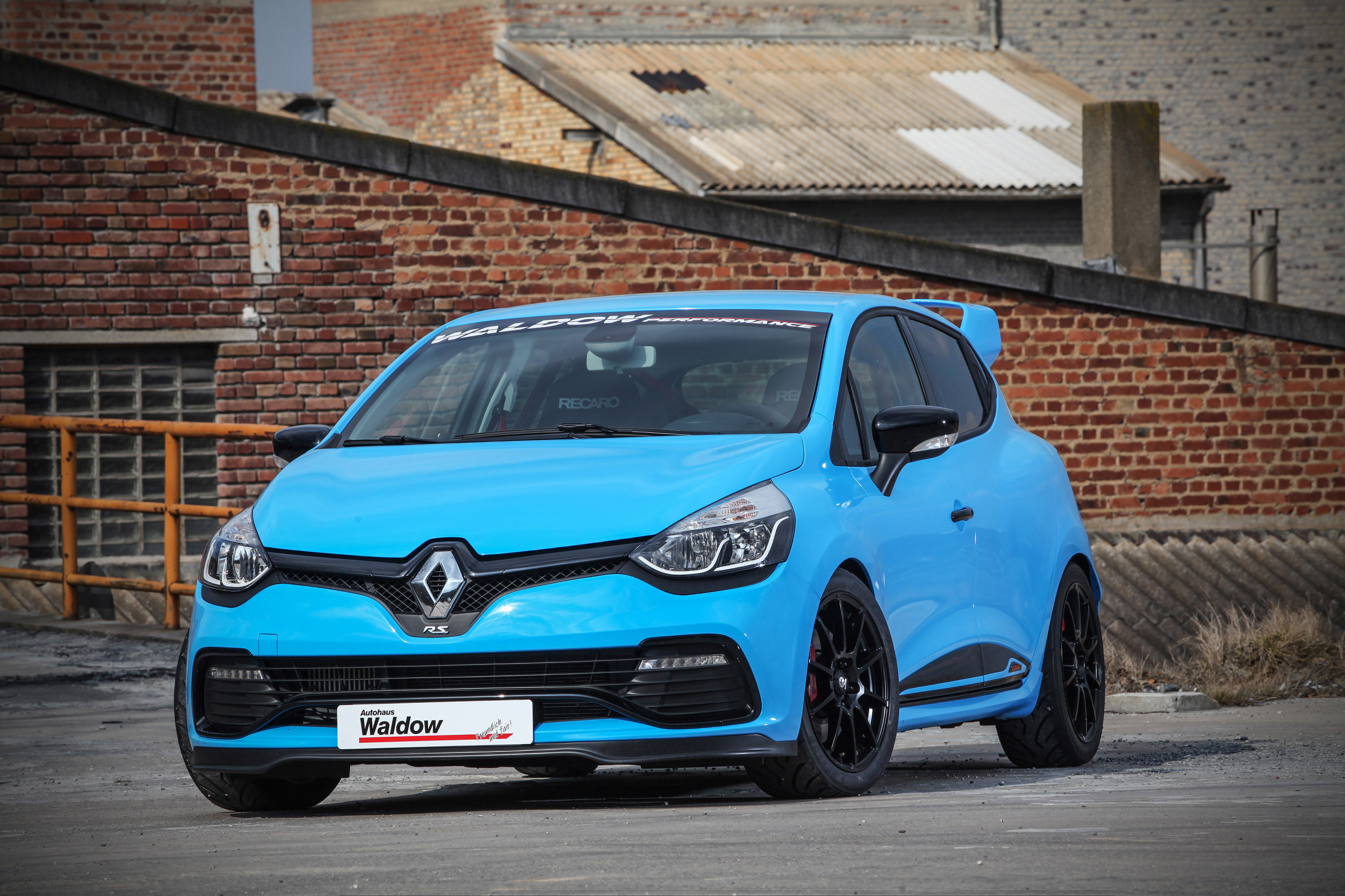 Others PM Waldow Renault Clio