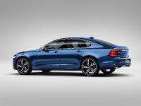 Volvo V70 R-Design (2016) - picture 5 of 8