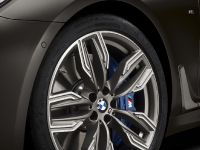 BMW M760Li xDrive (2017)