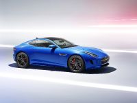 Jaguar F-PACE British Design Edition (2017) - picture 2 of 13