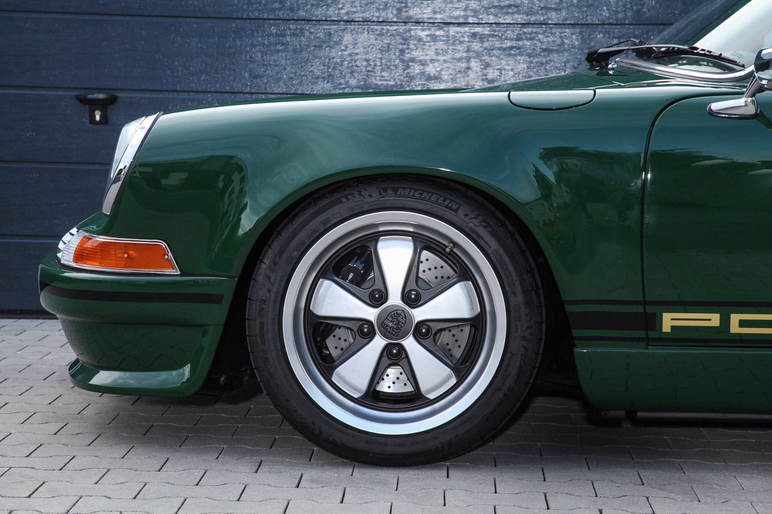 Porsche dp motorsport Porsche 964 Carrera Irish Green